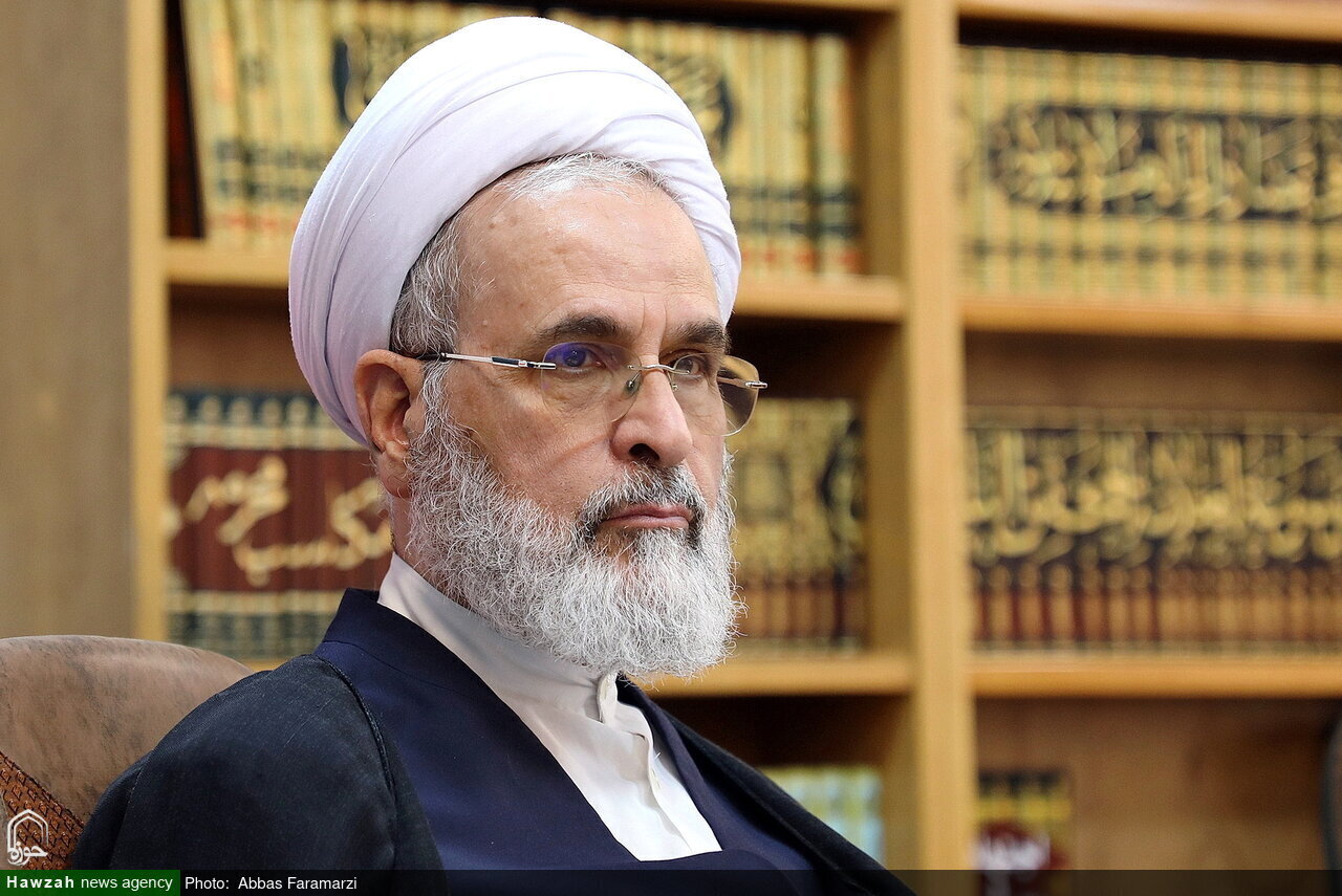 قدردانی آیتالله اعرافی از مراجع و علما، مسئولان و حماسه امت اسلامی / راه امام شهید هرگز متوقف نمیشود قدردانی آیتالله اعرافی از مراجع و علما، مسئولان و حماسه امت اسلامی / راه امام شهید هرگز متوقف نمیشود