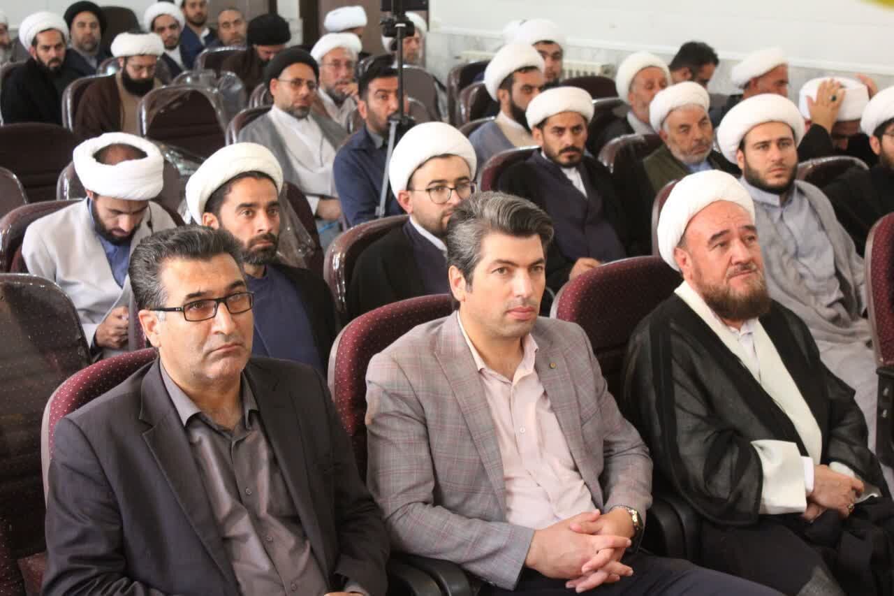 همایش طلایه‌ داران تبلیغ با محوریت بیعت با رهبری در شهرستان گرمی