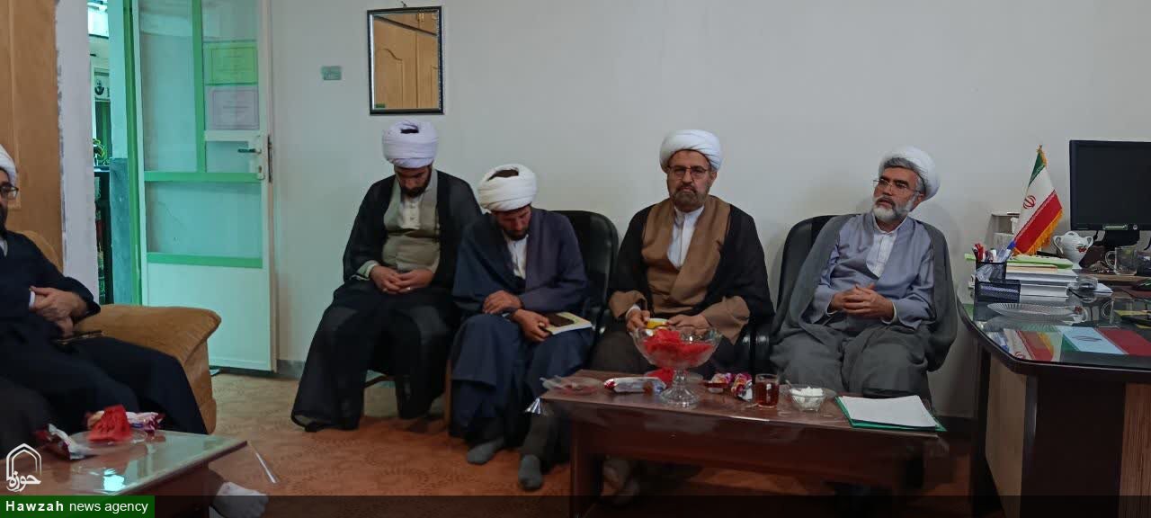 وضعیت آموزشی پژوهشی مدرسه علمیه نورآباد بررسی شد