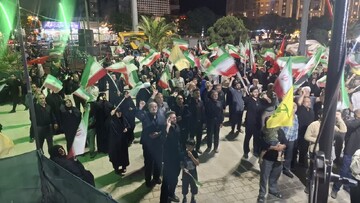 تصاویر/ اجتماع شبانگاهی همراه با شصت و یکمین سالگرد شهدای ۲۶ خرداد حزب موتلفه اسلامی در کاشان