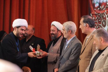 تصاویر/ دهمین جشنواره آموزشی تحصیلی جایزه ملی ایثار