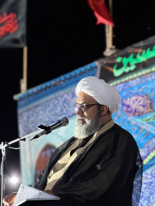 تصاویر/ اجتماع باشکوه مردم ملارد همزمان با شب اول محرم