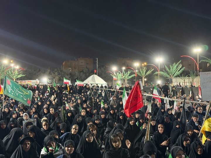 تصاویر/ اجتماع باشکوه مردم ملارد همزمان با شب اول محرم