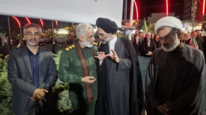 تصاویر/ اجتماع شبانگاهی همراه با شصت و یکمین سالگردشهدای 26 خردادحزب موتلفه اسلامی درکاشان