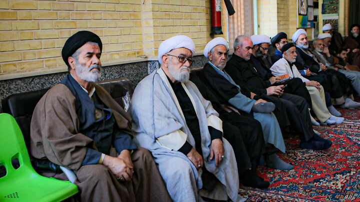 تصاویر/ جلسه اقامه عزای حسینی در مدرسه علمیه آیت الله آخوند