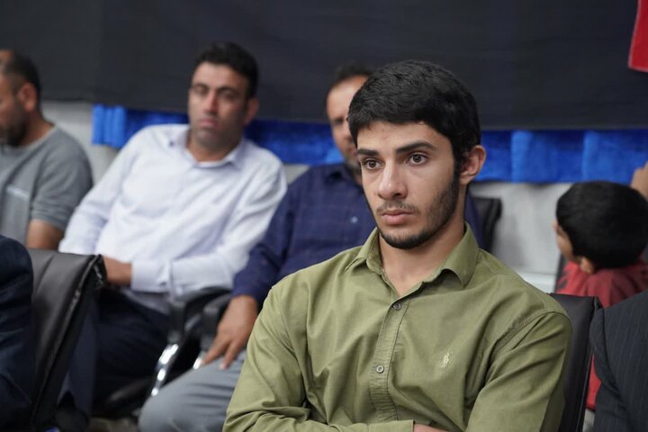 تصاویر/ میثاق جمعی از مردم جنوب شهر خرم‌آباد با امام شهید و تجدید بیعت با مقام معظم رهبری
