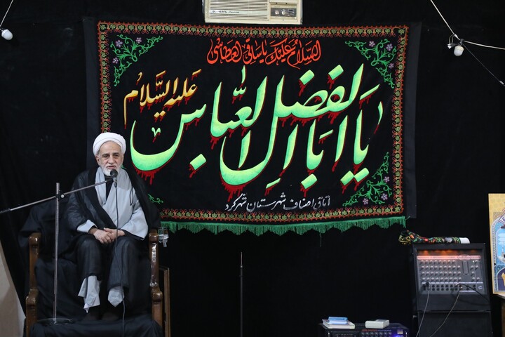 آیین عزاداری روز اول محرم توسط بازاریان شهرکرد