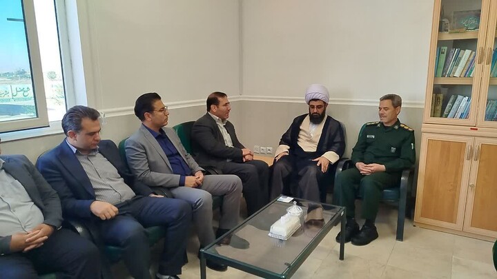 وحدت و وفاق کلید حل چالش‌ها و مشکلات است