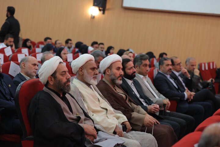 تصاویر/ دهمین جشنواره آموزشی تحصیلی جایزه ملی ایثار
