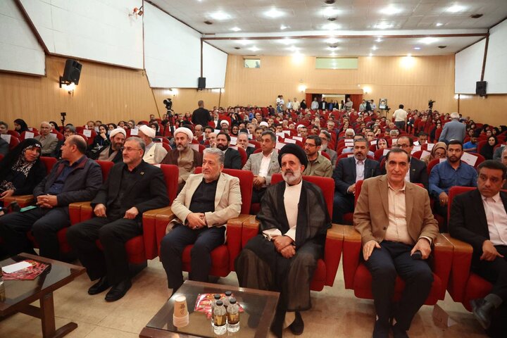تصاویر/ دهمین جشنواره آموزشی تحصیلی جایزه ملی ایثار