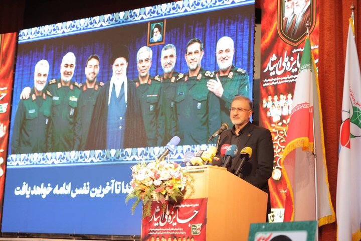 تصاویر/ دهمین جشنواره آموزشی تحصیلی جایزه ملی ایثار