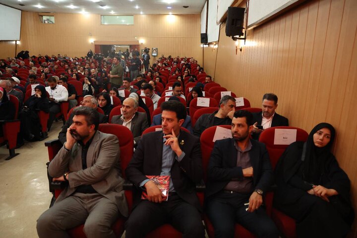 تصاویر/ دهمین جشنواره آموزشی تحصیلی جایزه ملی ایثار