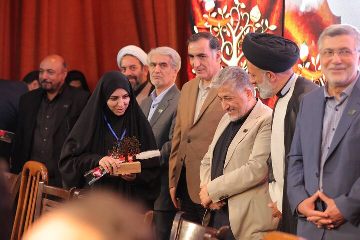 تصاویر/ دهمین جشنواره آموزشی تحصیلی جایزه ملی ایثار