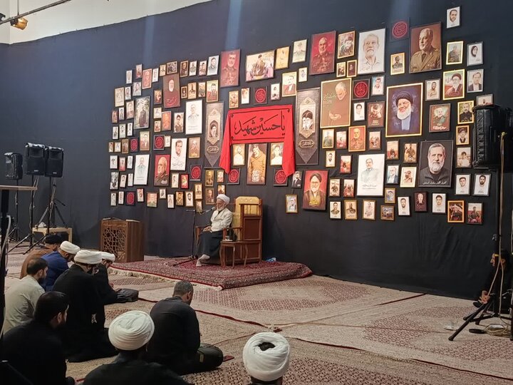 تصاویر/نشست مبلغان اراکی با نماینده ولی‌فقیه در استان مرکزی