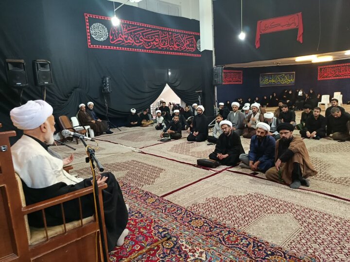 تصاویر/نشست مبلغان اراکی با نماینده ولی‌فقیه در استان مرکزی