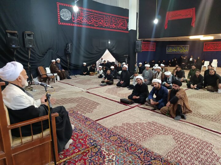 تصاویر/نشست مبلغان اراکی با نماینده ولی‌فقیه در استان مرکزی