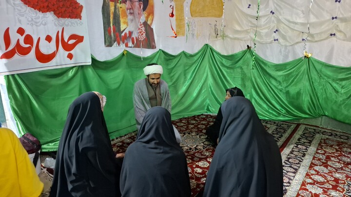 تصاویر/ بازدید مسئول مبلغات شهرستان کرمان از موکب کودک مبلغات شهر جوپار
