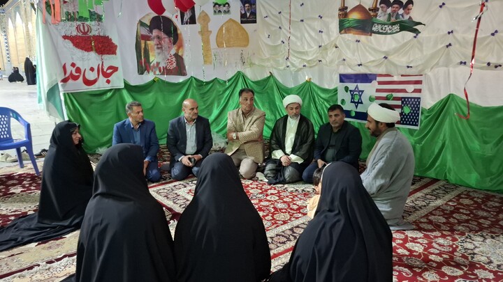 تصاویر/ بازدید مسئول مبلغات شهرستان کرمان از موکب کودک مبلغات شهر جوپار
