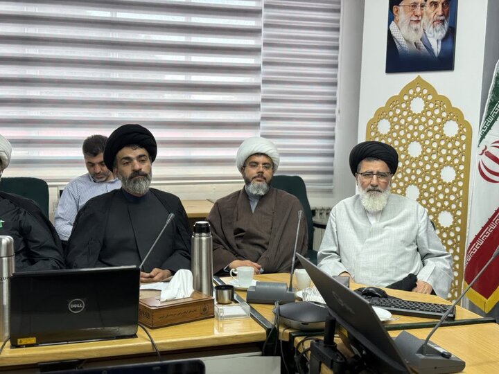 تصاویر / همایش وعاظ ، مبلغین و مبلغان اداره کل اوقاف و امورخیریه استان قزوین با عنوان «منادیان عاشورایی »