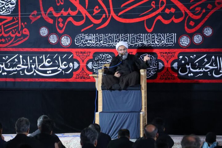 «السلام علیک یا اباعبدالله»؛ بیعتی سیاسی و اعتقادی با آرمان‌های عاشورا است