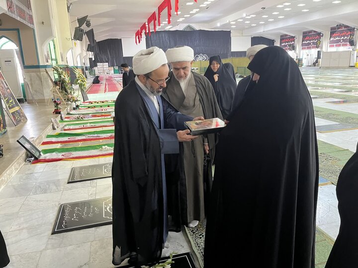 گزارش تصویری | روز اول سفر سه روزه معاون پژوهش حوزه‌های علمیه خواهران کشور به استان هرمزگان
