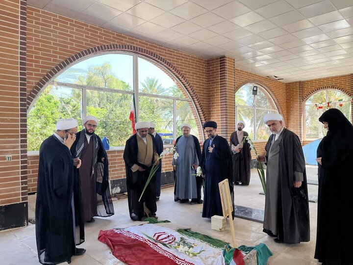 گزارش تصویری | روز اول سفر سه روزه معاون پژوهش حوزه‌های علمیه خواهران کشور به استان هرمزگان