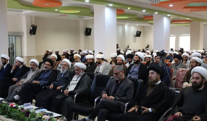 تصاویر/همایش طلایه‌داران تبلیغ در ایلام