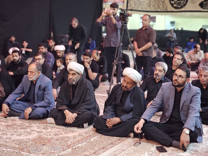 تصاویر/مراسم عزاداری دهه اول محرم در حسینیه مقدسه شهرستان سنندج