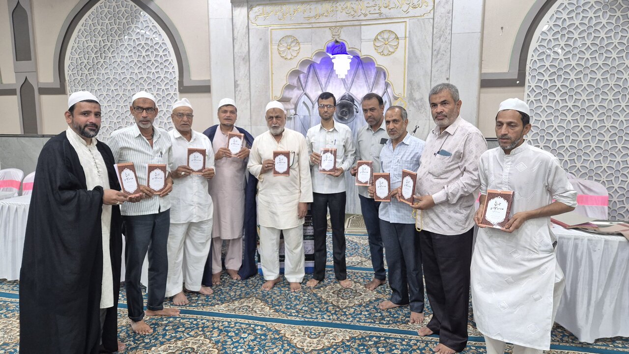 مہاراشٹرا؛ مدرسہ سجادیہ کی تاریخ پر کتاب کی تقریب رونمائی