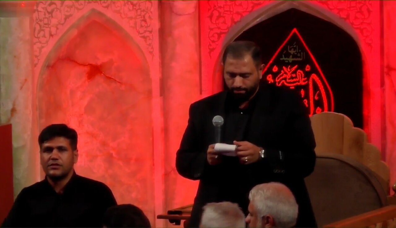 مراسم عزاداری امام حسین (ع) در رواق امام خمینی حرم مطهر رضوی