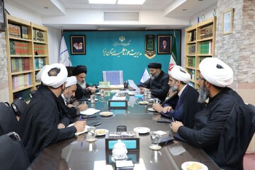 تصاویر/ جلسه قرارگاه جنگ ترکیبی بلاغ مبین در حوزه علمیه استان یزد