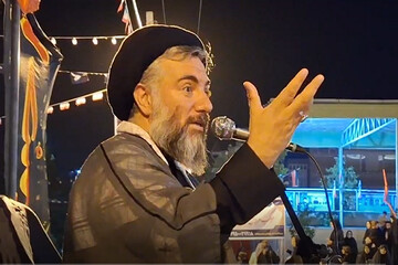  عزاداری ماه محرم امسال باید متفاوت و همراه با روشنگری باشد