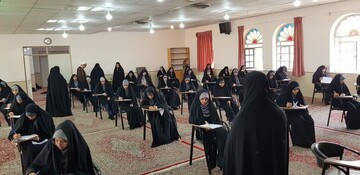 تغییر زمان امتحانات متمرکز حوزه‌های علمیه خواهران در پی برگزاری مراسم وداع با قائد امت
