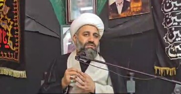 فیلم| امام جمعه خارگ: هنر یعنی حرکت از روز اول با امام حسین(ع)