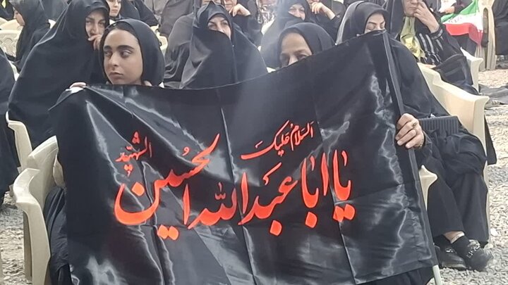 تصاویر / صد و هشتمین تجمع مردمی فین کاشان همزمان با عزاداری دومین شب محرم در میدان عامریه