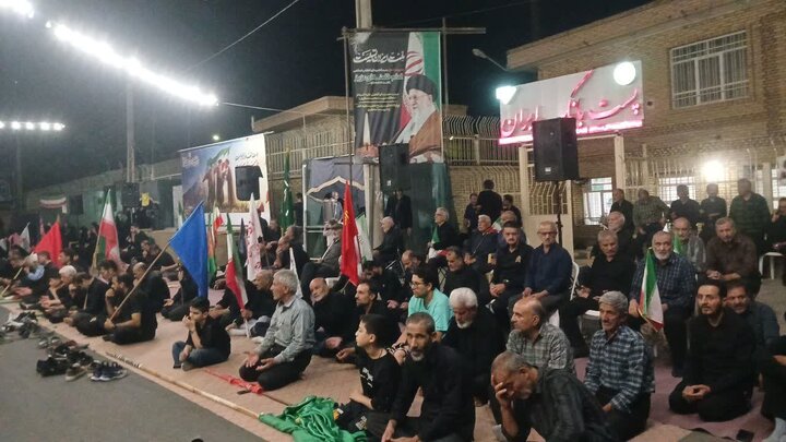 تصاویر/یک صد و هشتمین  میدان داران نوش آبادی در شب دوم محرم به یاد امام شهید و شهدای انقلاب