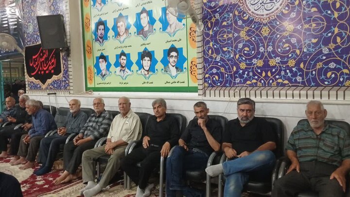 تصاویر/یک صد و هشتمین  میدان داران نوش آبادی در شب دوم محرم به یاد امام شهید و شهدای انقلاب