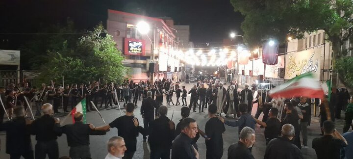 تصاویر / اجتماع شبانه مردمی اسکو و عزاداری هیئت شاه حسین گویان