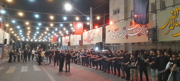 تصاویر / اجتماع شبانه مردمی اسکو و عزاداری هیئت شاه حسین گویان