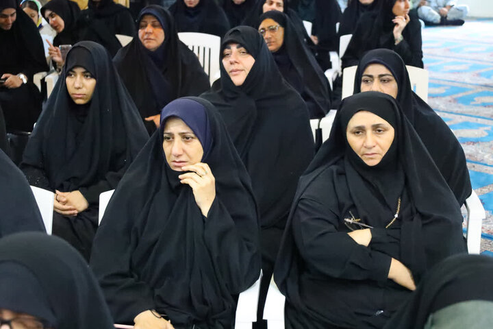 تصاویر/ بزرگداشت شهدای اقتدار در حسینیه شهید آیت الله خامنه ای (ره ) انتظامی با حضور نماینده ولی فقیه در مازندران