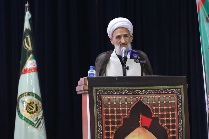 تصاویر/ بزرگداشت شهدای اقتدار در حسینیه شهید آیت الله خامنه ای (ره ) انتظامی با حضور نماینده ولی فقیه در مازندران