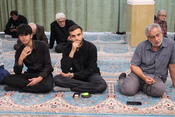 تصاویر/ عزای حسینی در مسجد جامع شهرستان عباس آباد