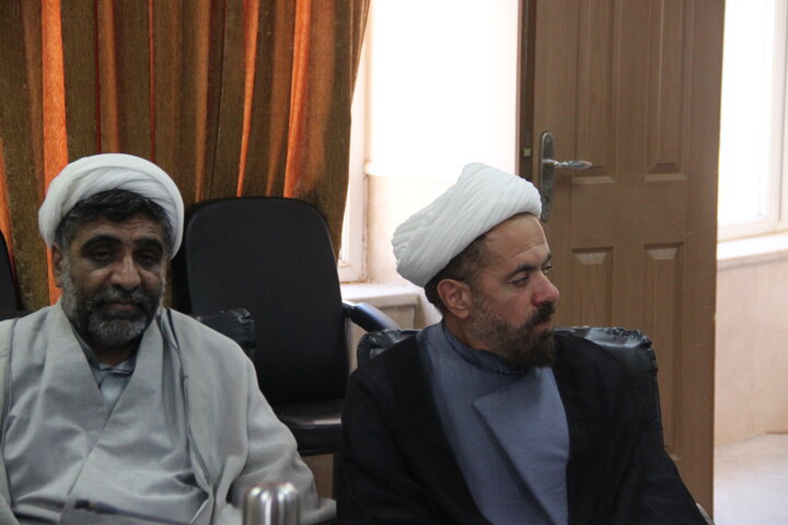 تصاویر / نشست قرارگاه بلاغ مبین حوزه علمیه استان قزوین با حضور فرمانده سپاه استان قزوین