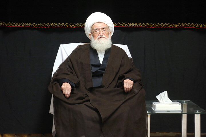 تصاویر/ مراسم عزاداری روز دوم محرم در دفتر آیت الله العظمی نوری همدانی