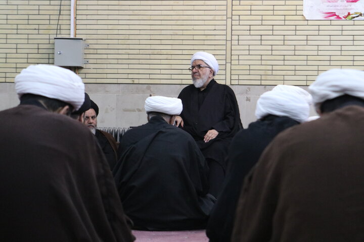 تصاویر/ نشست هم اندیشی مبلغان موسسه سراج همدان
