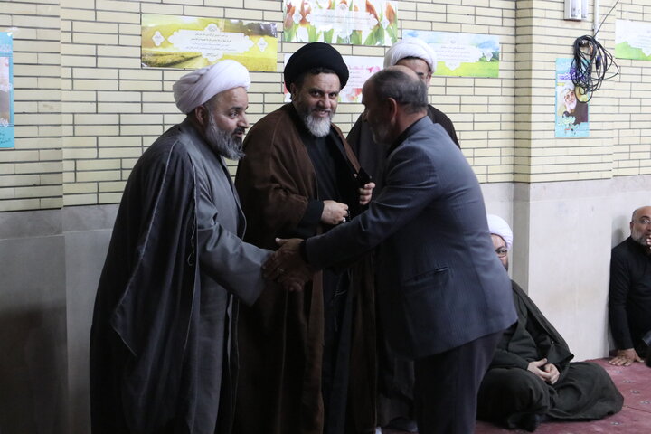 جلسه مسئول مبارزه با مواد مخدر با مبلغان موسسه سراج همدان