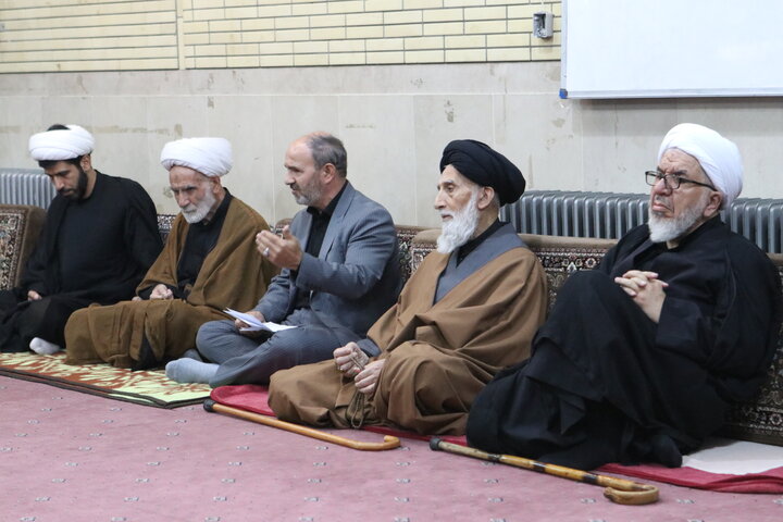 جلسه مسئول مبارزه با مواد مخدر با مبلغان موسسه سراج همدان