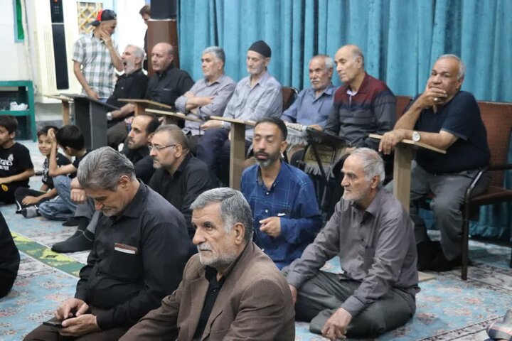 تصاویر/ حضور امام جمعه شهر چهاردانگه در مراسم عزاداری امام حسین (ع) در مسجد سیدالشهدا (ع) شهرستان