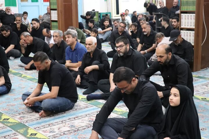 تصاویر/ حضور امام جمعه شهر چهاردانگه در مراسم عزاداری امام حسین (ع) در مسجد سیدالشهدا (ع) شهرستان