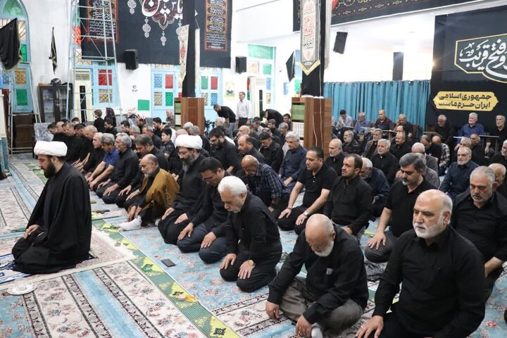 تصاویر/ حضور امام جمعه شهر چهاردانگه در مراسم عزاداری امام حسین (ع) در مسجد سیدالشهدا (ع) شهرستان